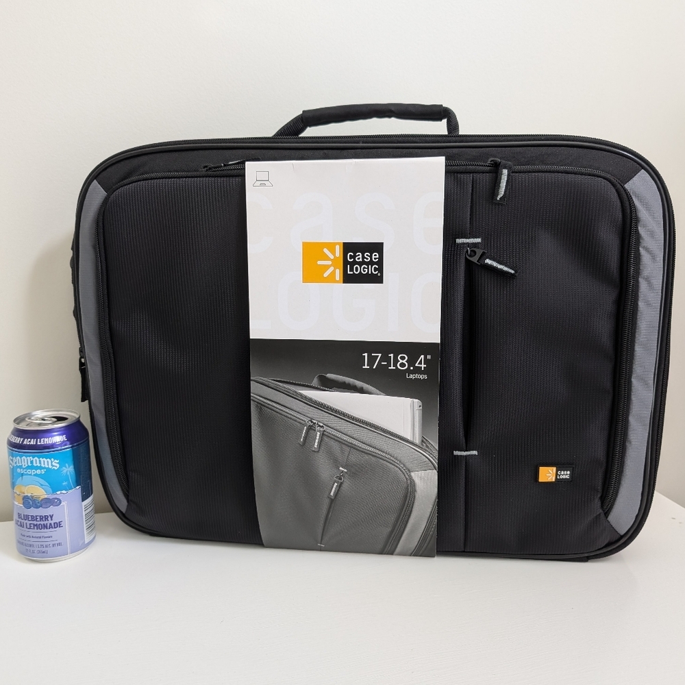NWT Case Logic 18" Laptop Bag Black 3200926